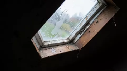 ile kosztuje wymiana okna dachowego