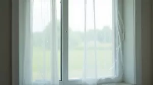 Jak zabezpieczyć okna folią
