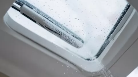 Nawiewnik do okna dachowego