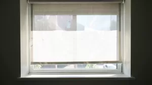 okno 150x150 z roleta