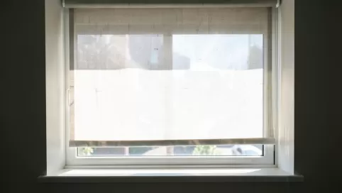 okno 150x150 z roleta